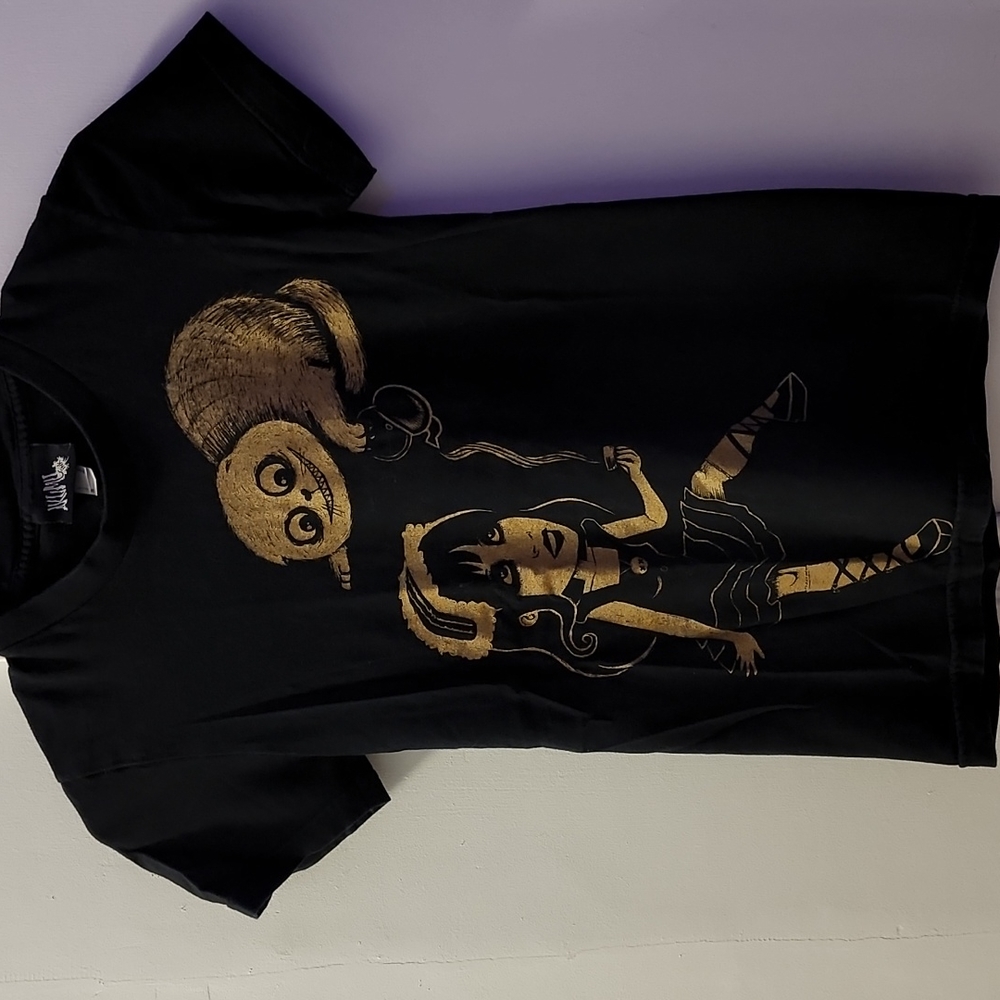 Alice in Wonderland Akumu ink black size small graphic tee